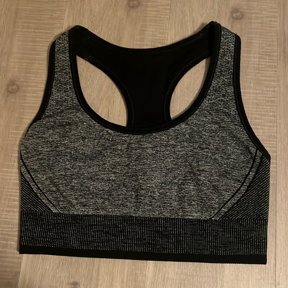 🤍2/$10🤍 All in Motion Sports Bra - black and heather grey size large